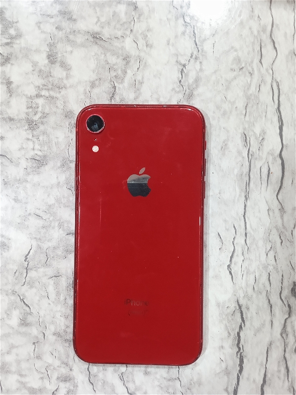 Iphone XR - red, 128 Gb