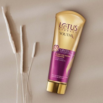 Lotus Herbals YouthRx Active Anti-ageing Exfoliator 100 g