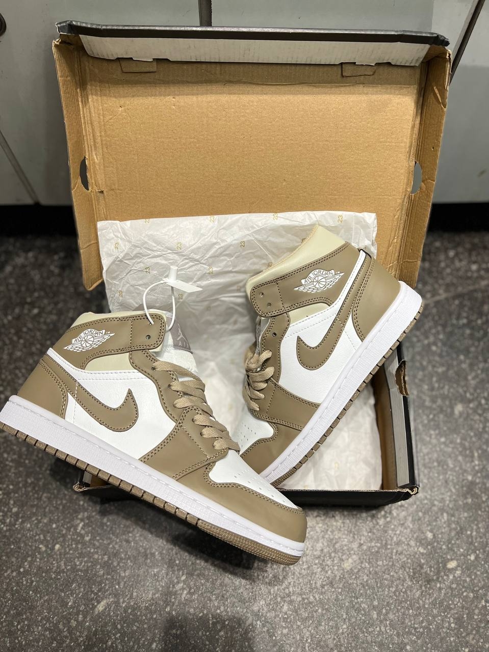 low jordan 1 coffee