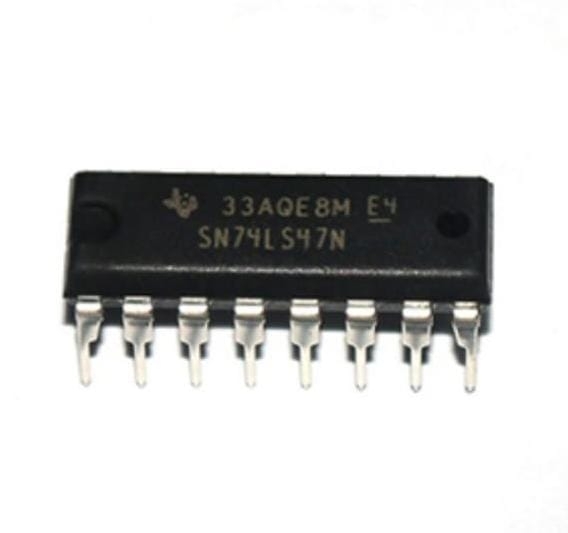 7447 IC BCD to seven segment decoder driver
