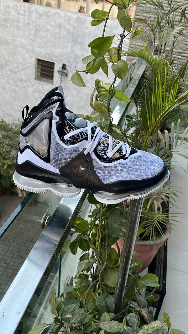 *Nike LeBron 19* Black And White Shoes - DK STORE, 42
