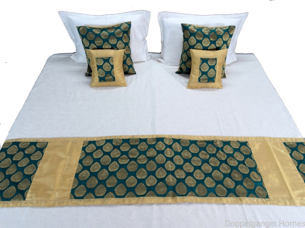Doppelganger Homes 5 Pcs Bed Runner Set  Brocade Silk Golden Zari Flower