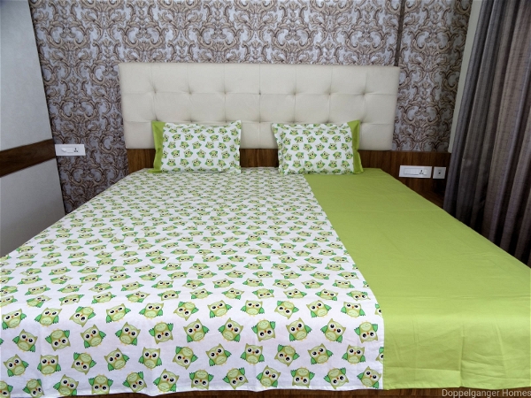Doppelganger Homes Cute Double Bed Sheet