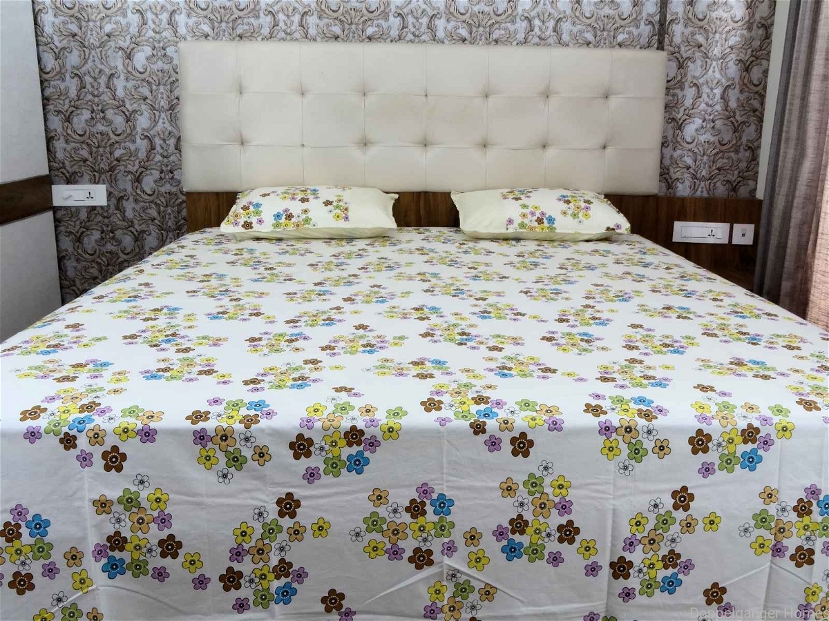 Doppelganger Homes Floral cotton Double Bed Sheet-118