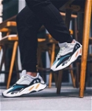 Yezzy 700 carbon shoes - 42