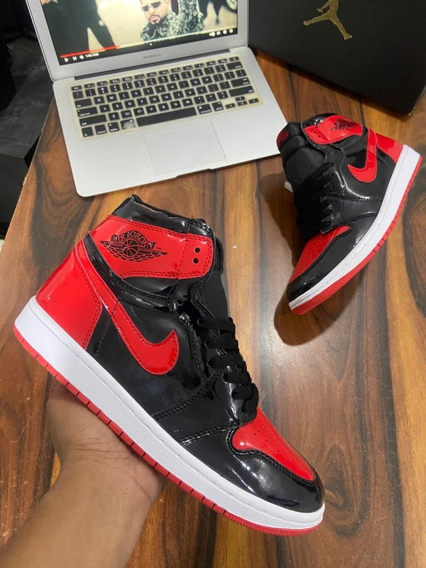 Air Jordan 1 Retro High ‘Patent Bred - 43uk8.5