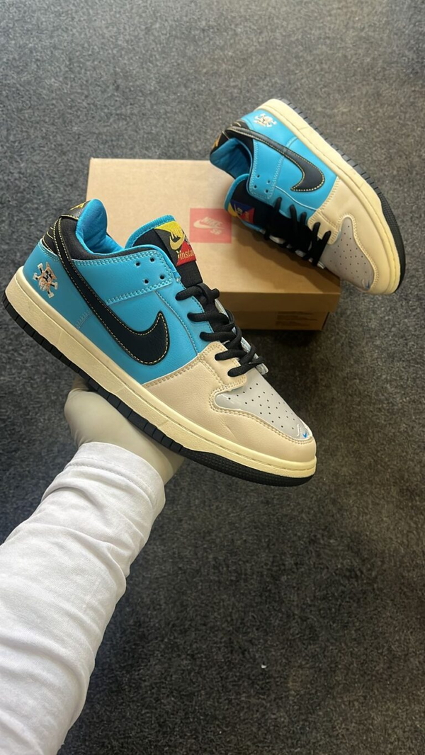 nike sb low dunks - 43uk8.5