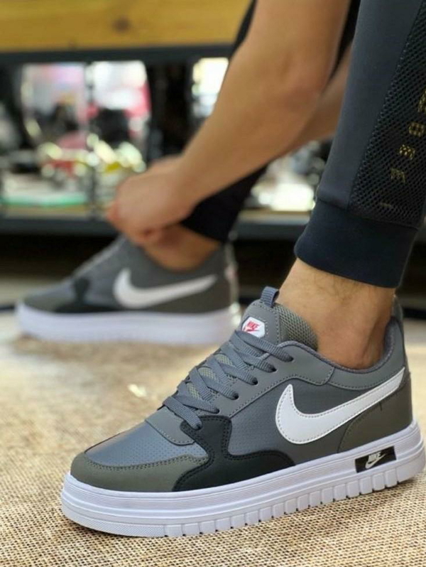 Nike Running Shoes 2 - Black, 9