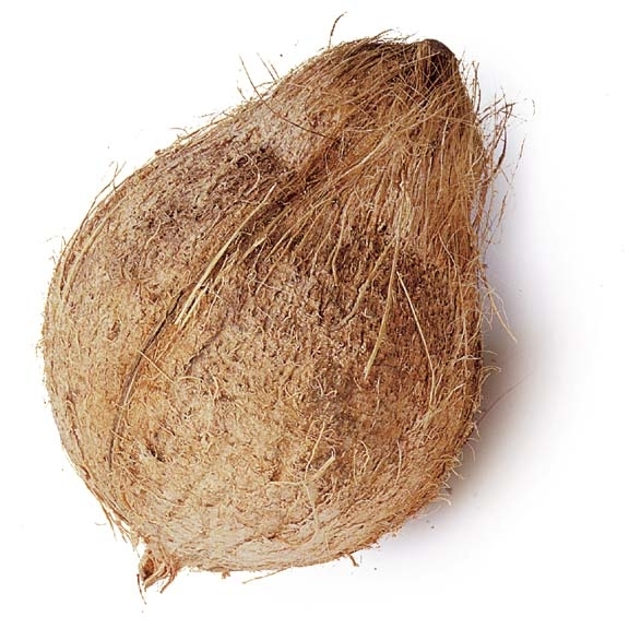 Coconut: 1 Unit (650Gm-750Gm)
