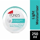 Pond's Light Moisturiser - 250 Ml