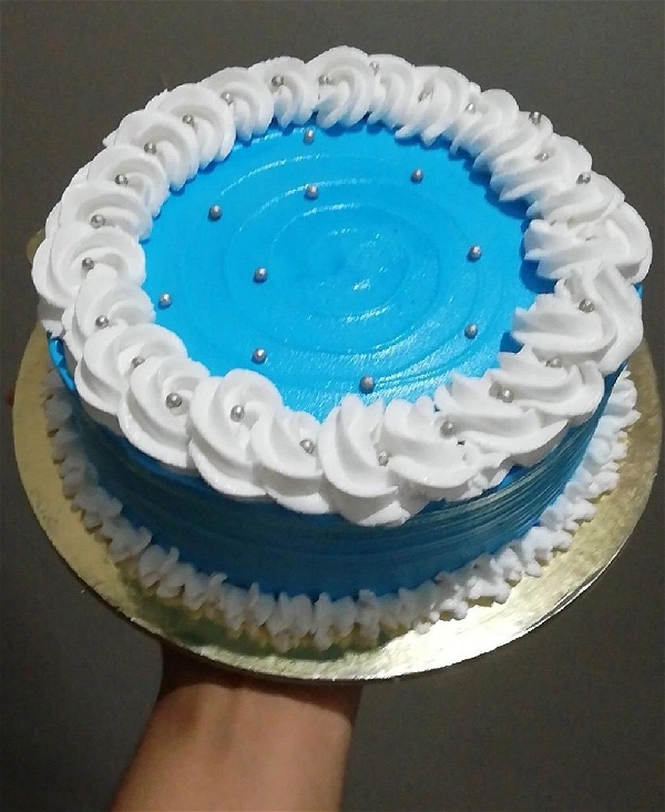 Plain Blue Velvet Cake - 1 Pound