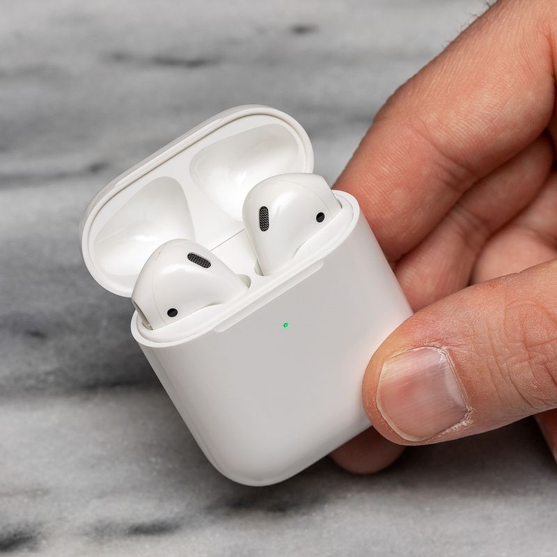 apple airpods with charging case bluetooth headset with mic