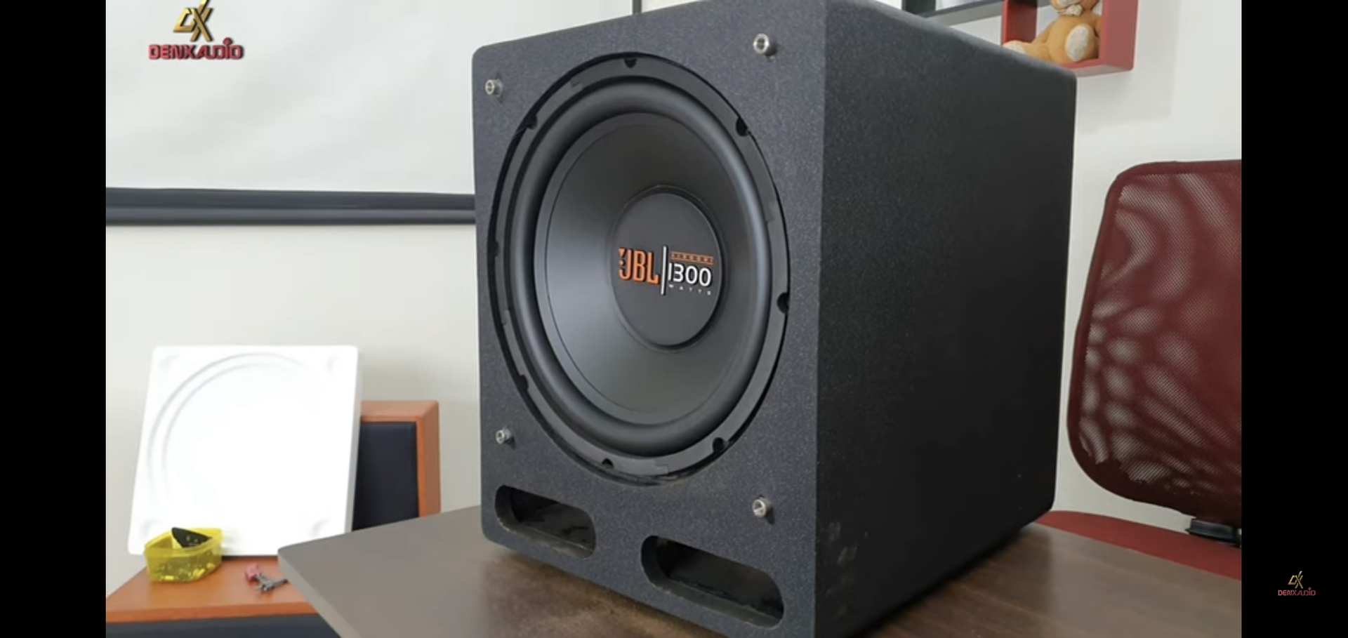 Two 12 Subwoofer Box