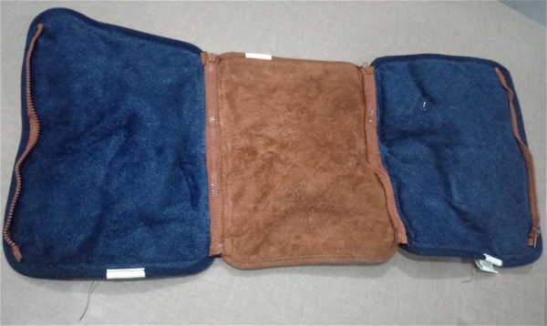 HEATING PAD WITH ZIP 