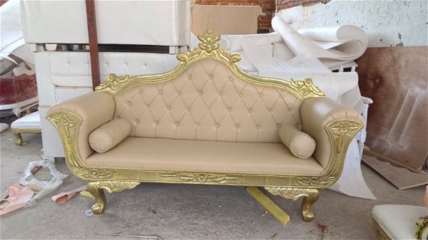 Harshjeen Handicraft wedding couch  - All Colors Available