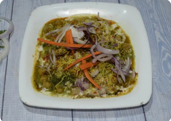 Samosha Chaat (1 Plate ) - Book and Get Fast Delivery. Call / whatsapp 8434963456