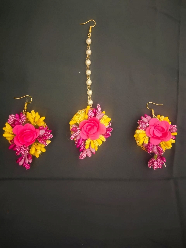 Elegant Flower Jewellery | Fashionable Mangtika with earrings | Flower Jewels | Bridal Jewellery | Flower Earrings and Mangtika Set | Haldi Jewelry | Wedding Religious Jewelry | Women Jewellery