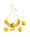 Elegant Flower Jewellery | Fashionable Mangtika with earrings | Flower Jewels | Bridal Jewellery | Flower Earrings and Mangtika Set | Women Floral Jewellery for Haldi and religious festivals | Flower jewelery for haldi marriage ceremony