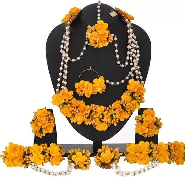 Elegant Flower Jewellery | Fashionable Mangtika With Earrings | Flower Jewels | Bridal Jewellery | Flower Earrings And Mangtika Set | Women Floral Jewellery For Haldi And Religious Festivals | Flower Jewelery For Haldi Marriage Ceremony