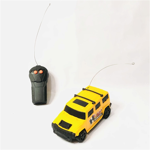 Radio controlled model car
