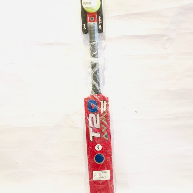 T20 AVM bat with ball SZ.6