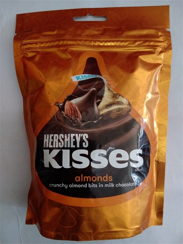 HERSHEY'S KISSES  ALMONDS 100.8 G